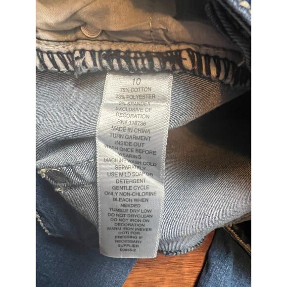 A.N.A A New Approach Cropped Jeans Women's Size 10 Blue Mid Rise Embellished - Picture 10 of 12